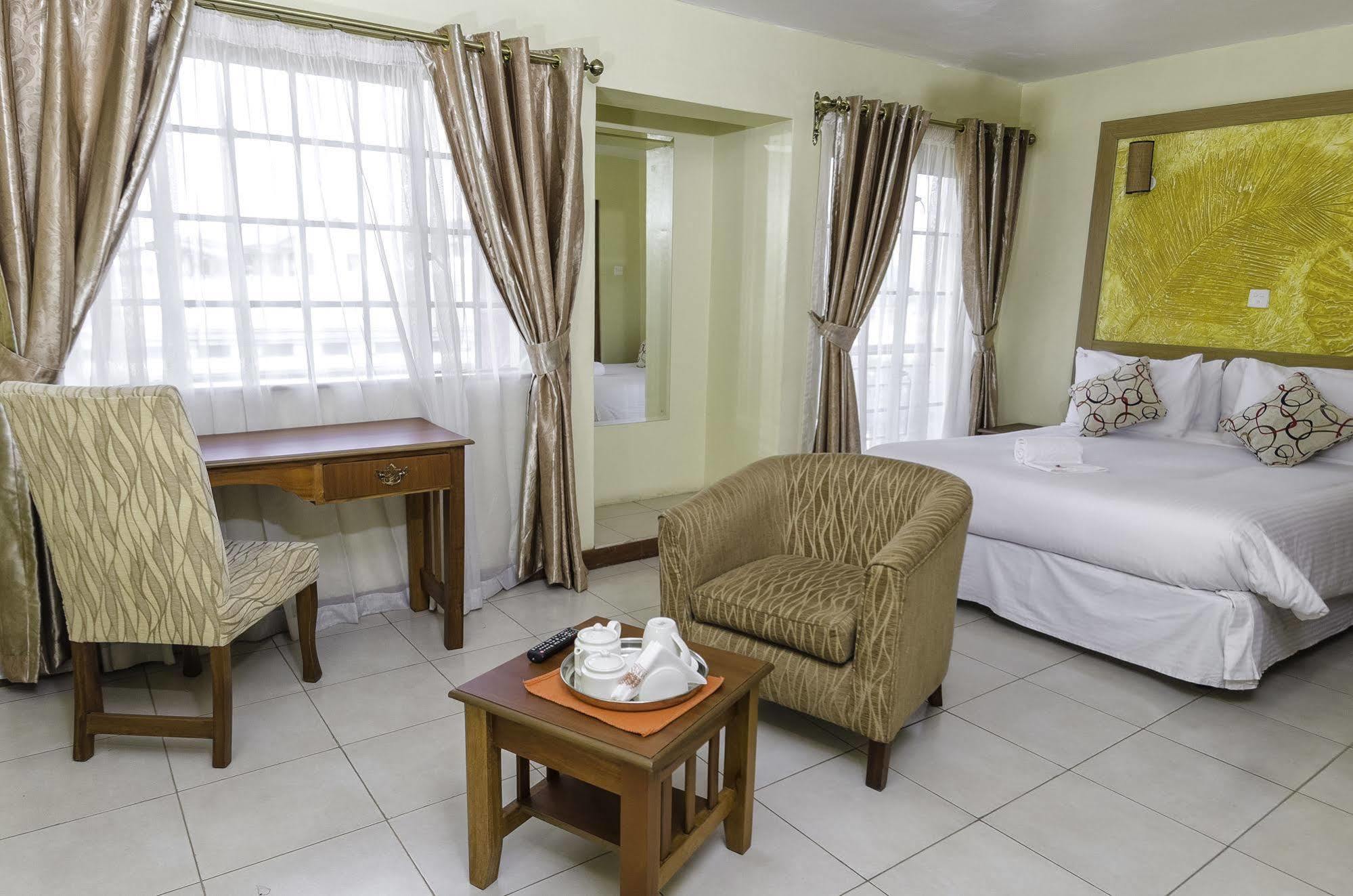 Mvuli Suites Nairobi Esterno foto